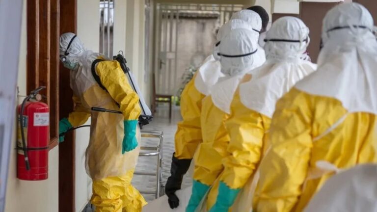 Uganda confirma nuevo caso de ébola y eleva a 16 el número de contagios